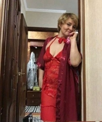 Мое тело - полотно, на котором я создаю настоящие шедевры удовольствия. Я знаю, как расслабить тебя и исполнить все твои самые сокровенные желания. Предлагаю широкий выбор услуг, от массажа и релаксации, до интимных развлечений, игр и фетишей. Мои возможности безграничны, и я готова подарить тебе незабываемые моменты нашей встречи. Фото - подтверждение моей красоты, которой я горжусь. У меня множество положительных отзывов от довольных клиентов. Доверься мне и окунись в мир наслаждения и страсти. Жду тебя в Москве! 💋💕 Ася